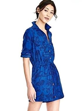 Banana Republic Women’s Blue Floral Satin Like 3/4 Sleeve Romper Size 4 NWOT
